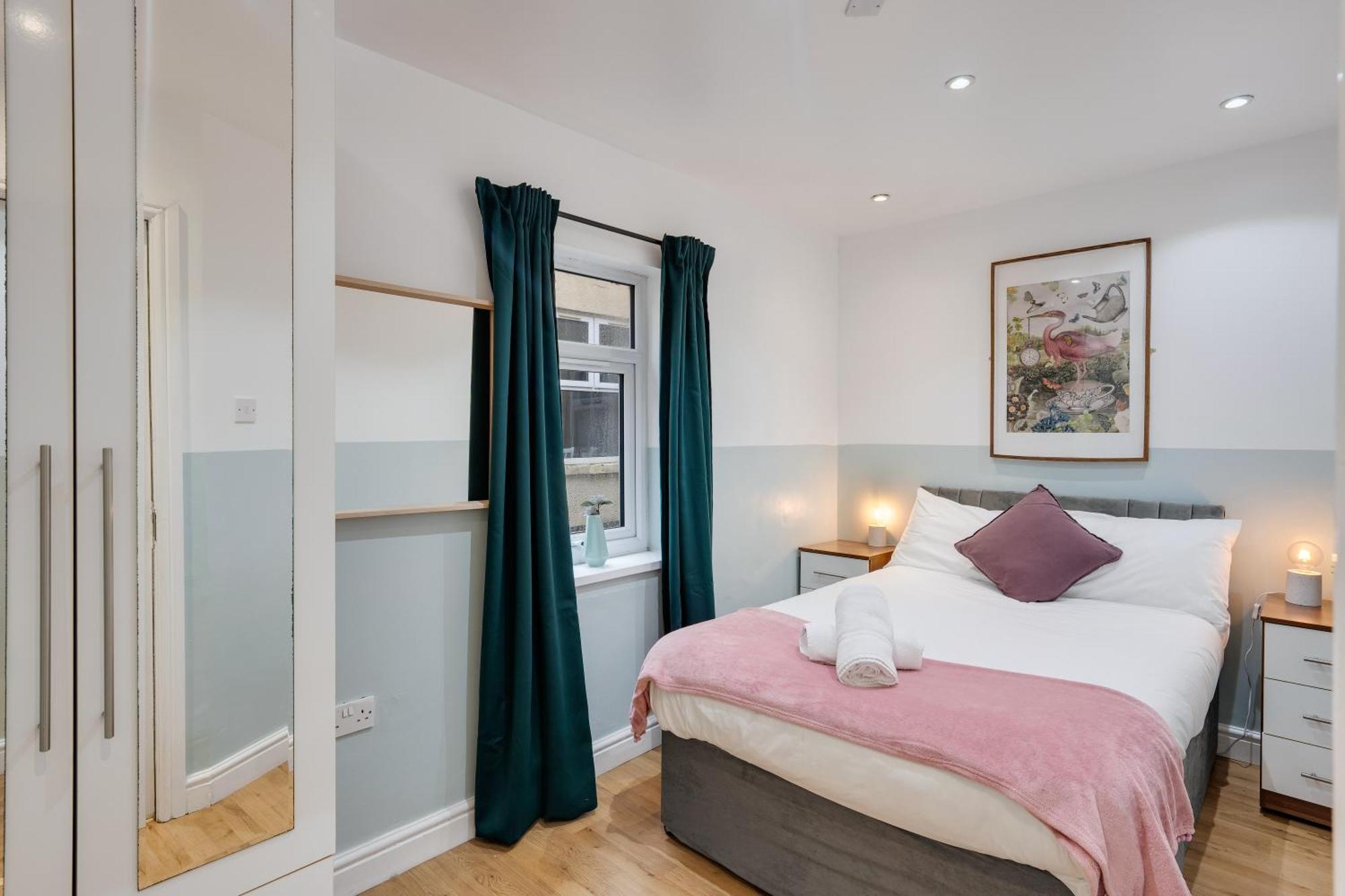 Apartment 2 Bedroom For Up To 6 Nr Centre *
