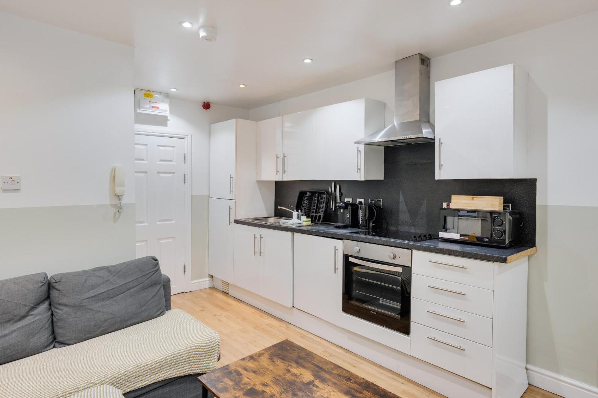 2 Bedroom For Up To 6 Nr Centre Cardiff