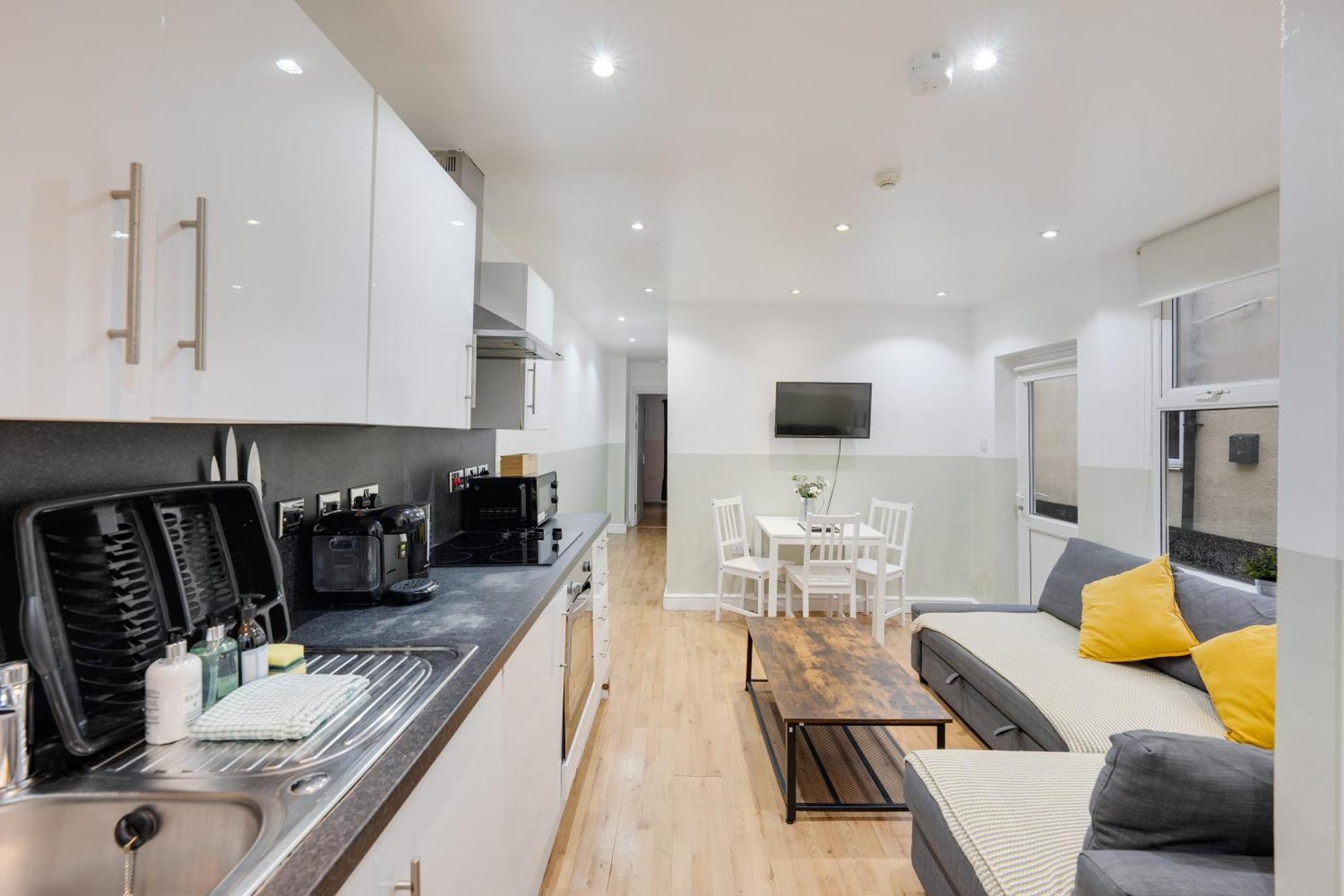 Apartment 2 Bedroom For Up To 6 Nr Centre Cardiff